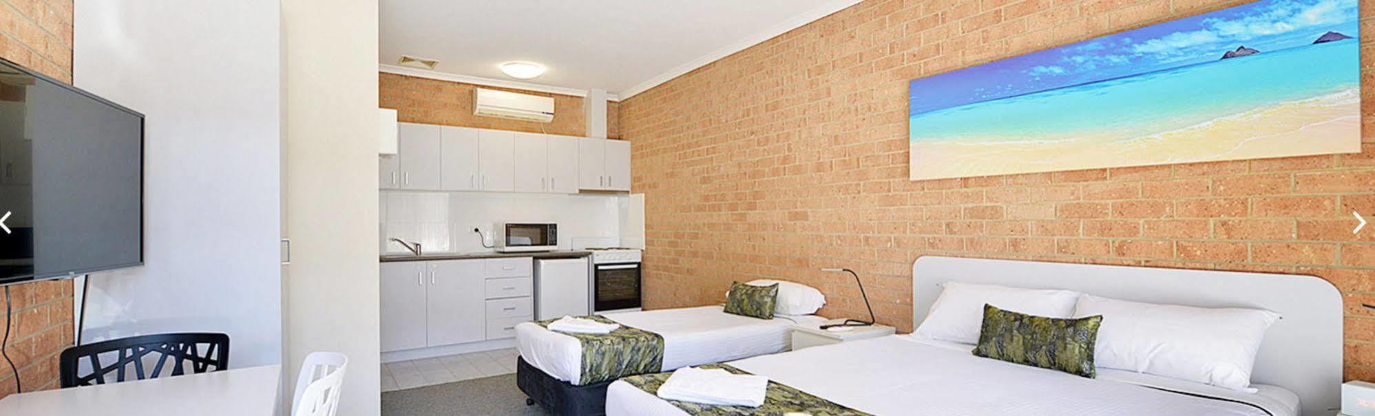 Cranbourne Motor Inn Exteriör bild